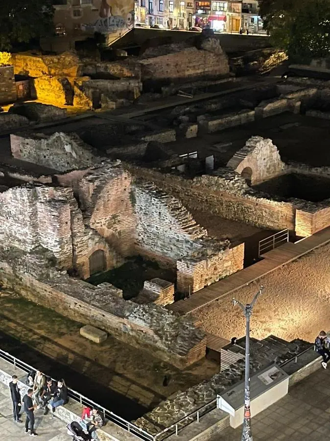 Galerius Palace View By Agora Flats Thessaloniki Greece